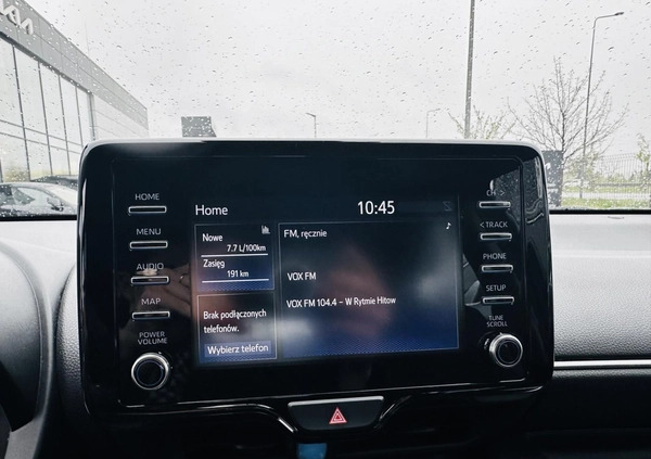Toyota Yaris cena 68800 przebieg: 26792, rok produkcji 2021 z Gdańsk małe 172